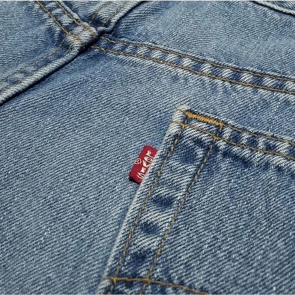 VINTAGE Levi's 550 Relaxed Tapered High Rise Jeans - Picture 11 of 12